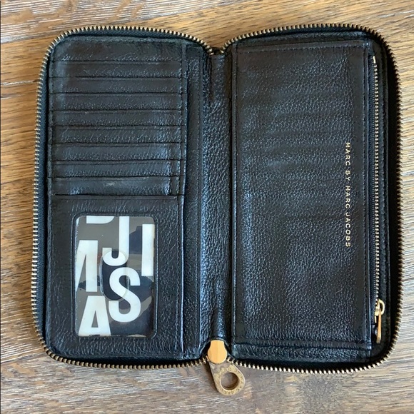 Marc by Marc Jacobs wallet - Picture 6 of 9